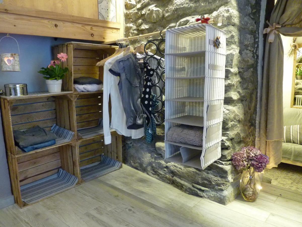 Grange Epiney Bed E Breakfast Bed and Breakfast La Salle Eksteriør billede