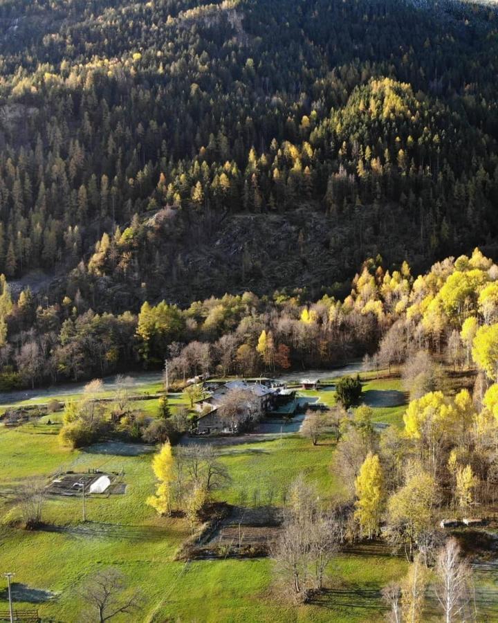 Grange Epiney Bed E Breakfast Bed and Breakfast La Salle Eksteriør billede